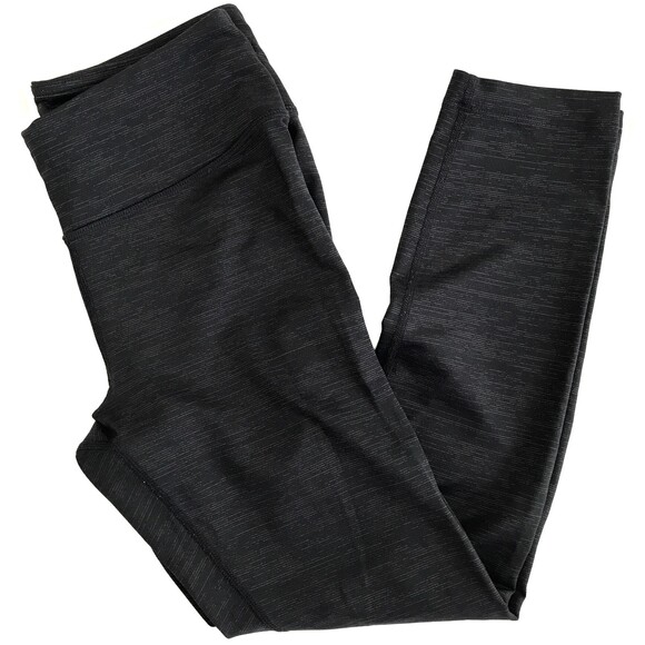 SOLD  Outdoor Voices Techsweat Flex Crop 3/4 Leggings Small Heather Black Pocket - Picture 1 of 9